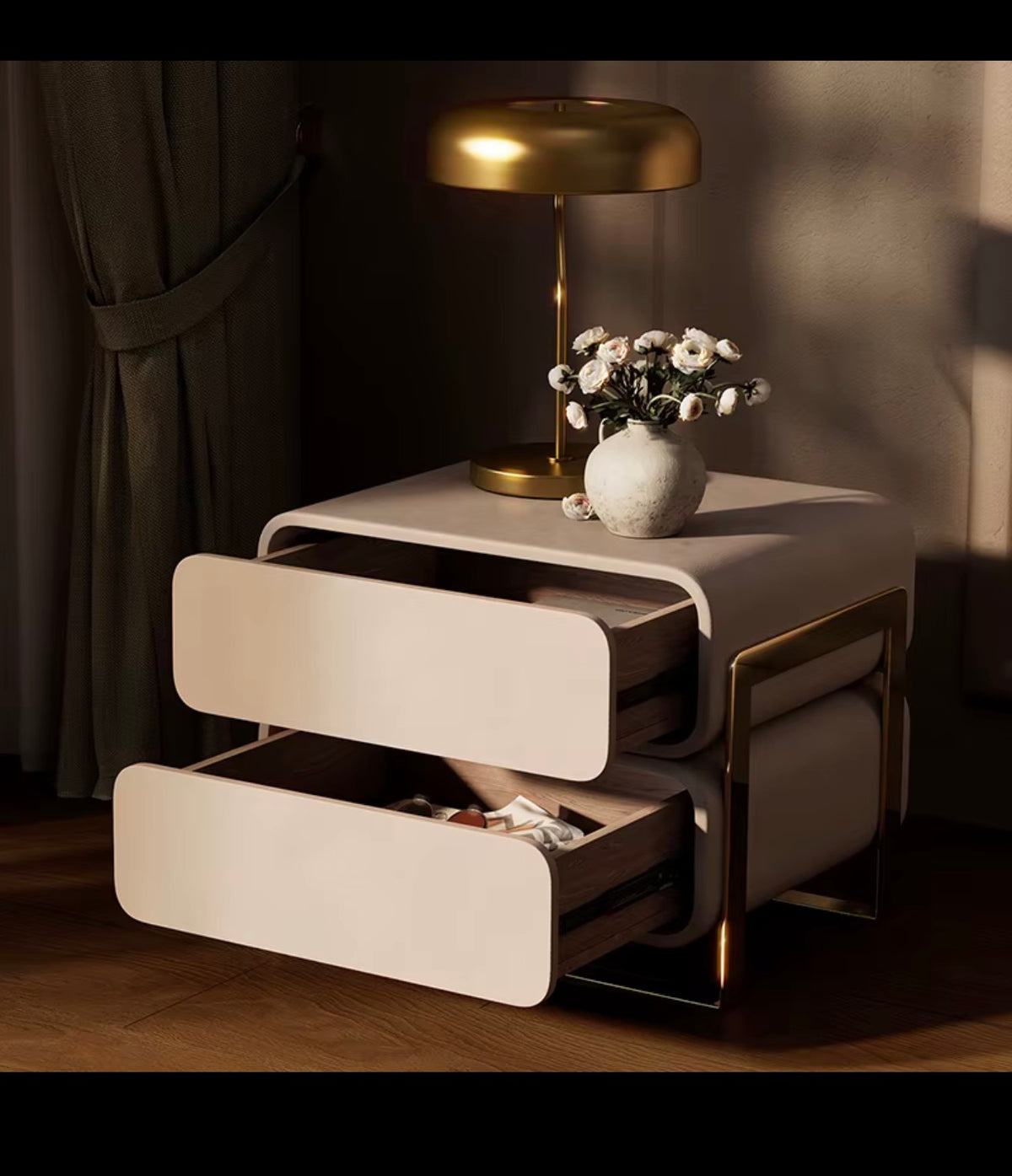 Table de chevet avec station de charge